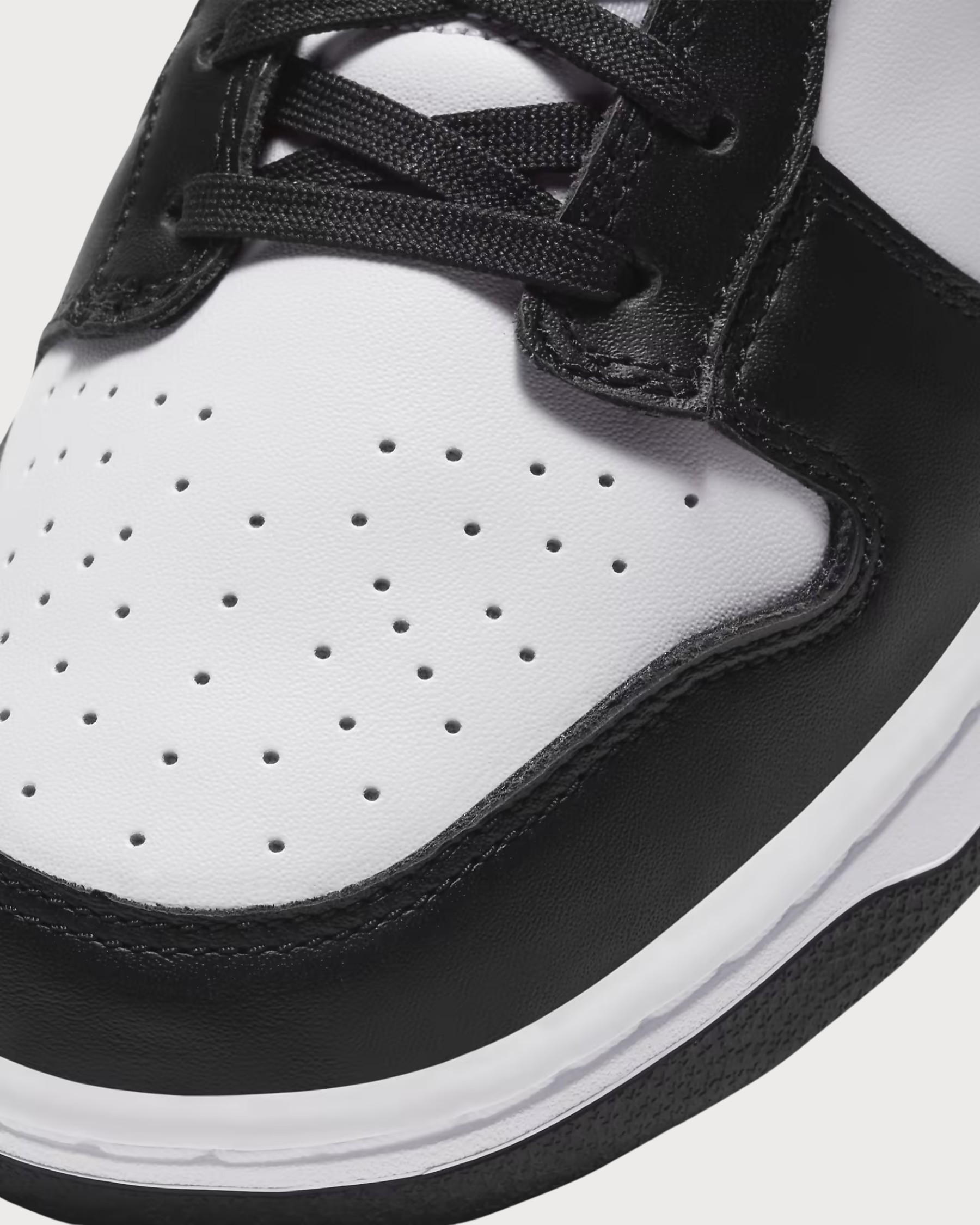 Nike Dunk Low Retro White Black Panda