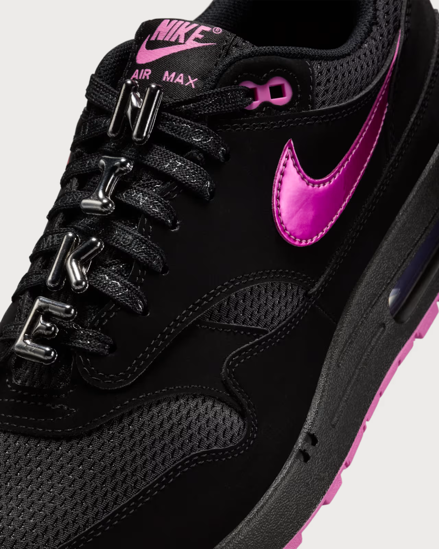 Nike Air Max 1 PRM Valentine’s Day Black