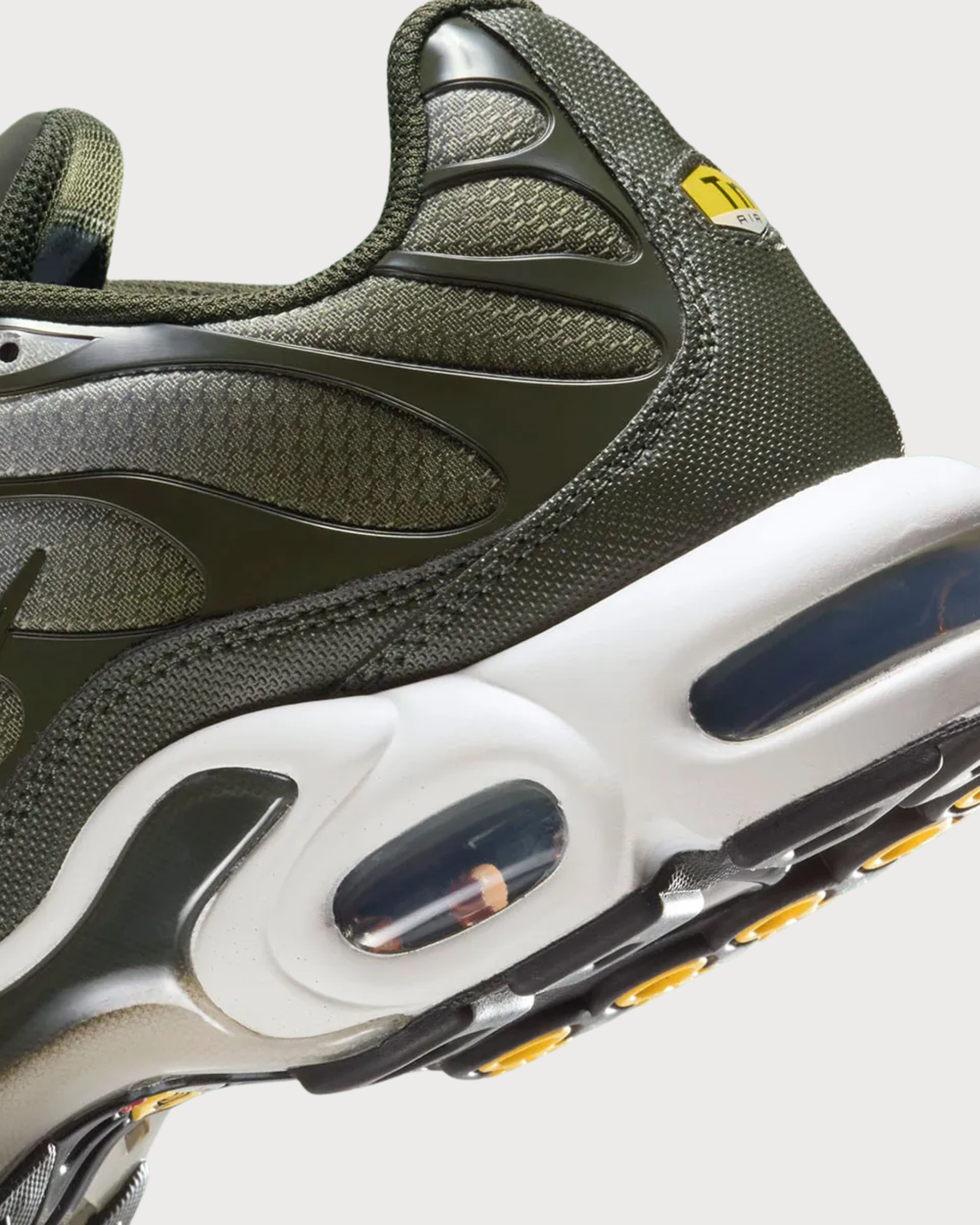 Nike Air Max Plus Sequoia Cargo Khaki 